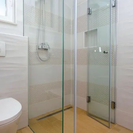 펜션 Luxury Malo 트로기르