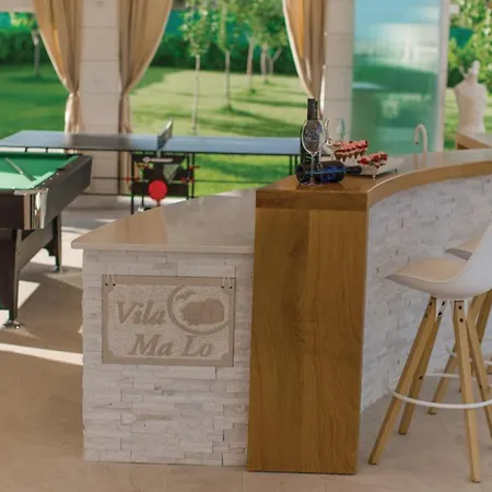 Luxury Malo * 트로기르