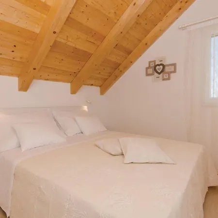 펜션 Luxury Malo *