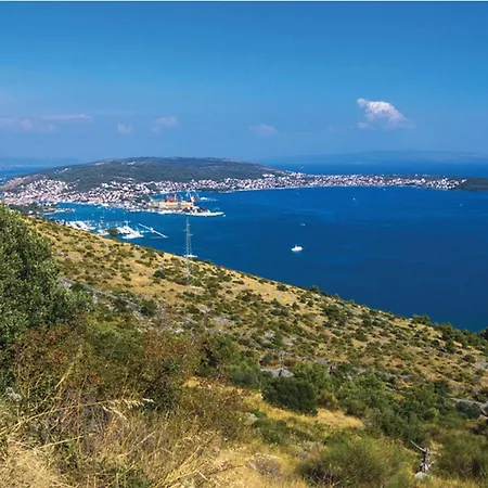 펜션 Luxury Malo 트로기르