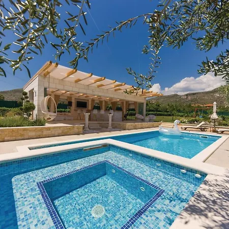 Luxury Malo Holiday home