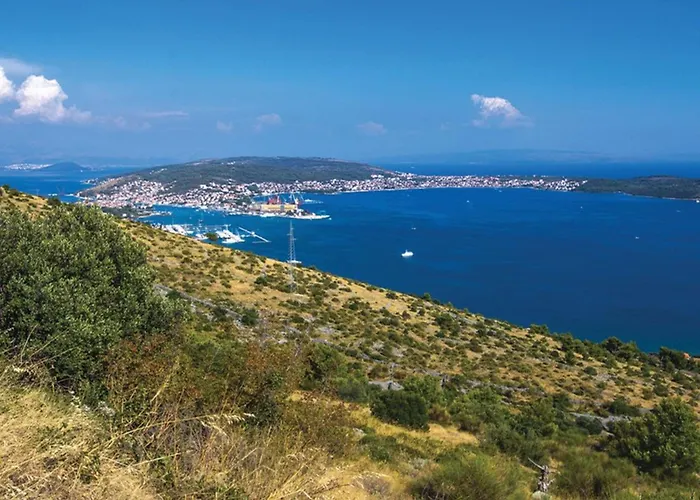 Σπίτι διακοπών Luxury Malo Τρογκίρ